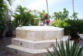 3RD FLOOR PH WITH PRIVATE ROOFTOP TERRACE SANTA